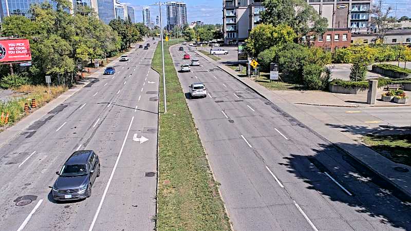 Traffic camera image at 2025-09-14 17:35:39
