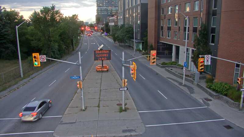 Traffic camera image at 2025-08-25 00:00:40