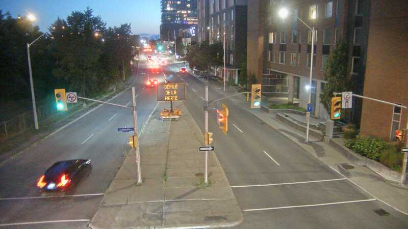 Traffic camera image at 2025-08-25 00:30:38