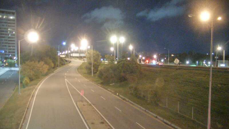 Traffic camera image at 2024-10-16 06:45:48