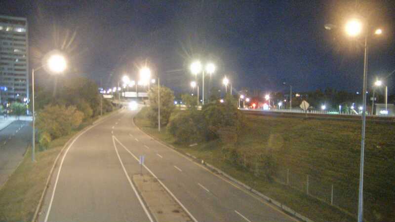 Traffic camera image at 2024-10-16 07:20:32