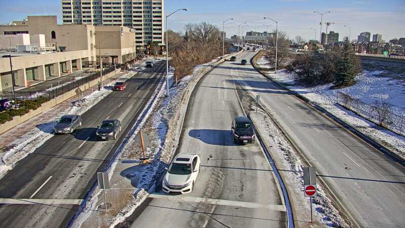 Traffic camera image at 2024-12-21 16:00:40