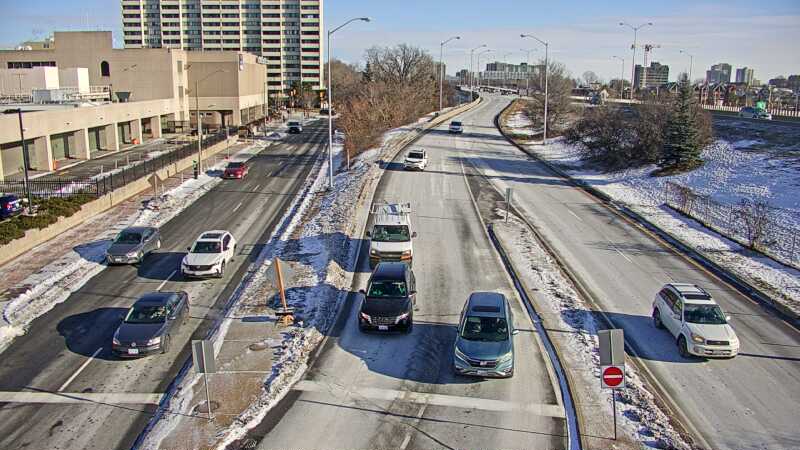 Traffic camera image at 2024-12-21 16:10:34