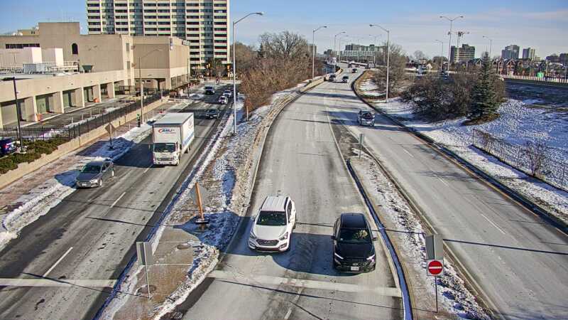 Traffic camera image at 2024-12-21 16:20:57