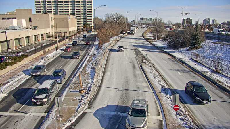 Traffic camera image at 2024-12-21 16:25:42