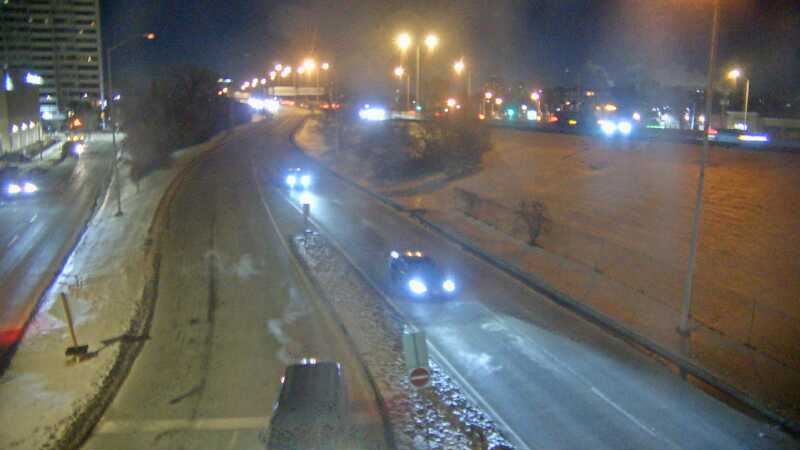 Traffic camera image at 2025-01-22 11:21:06