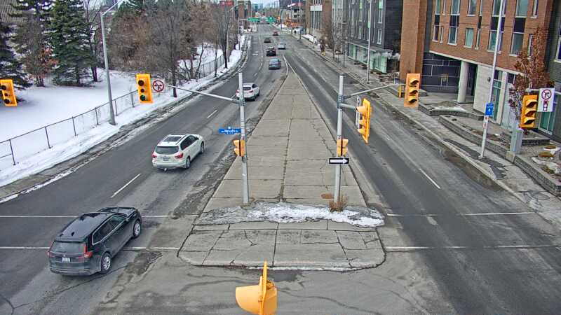 Traffic camera image at 2025-03-09 14:55:33