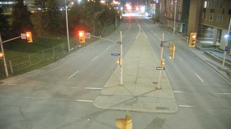 Traffic camera image at 2025-05-09 05:25:31