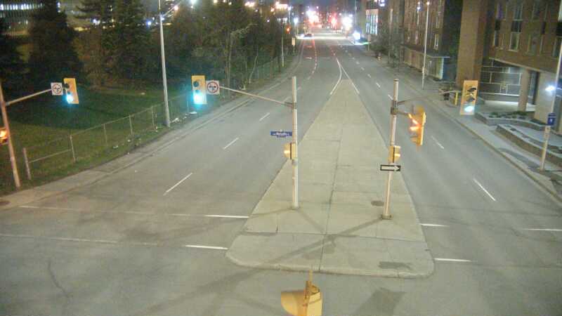 Traffic camera image at 2025-05-09 05:55:27