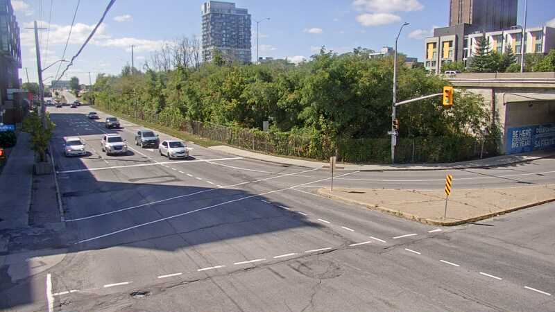 Traffic camera image at 2025-09-14 17:35:39