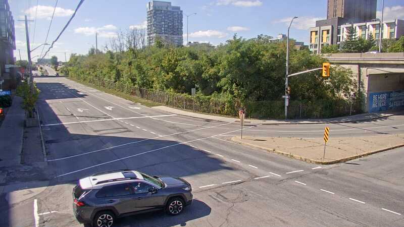 Traffic camera image at 2025-09-14 17:40:37