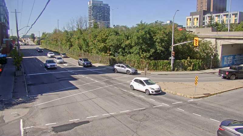 Traffic camera image at 2025-09-15 16:05:39