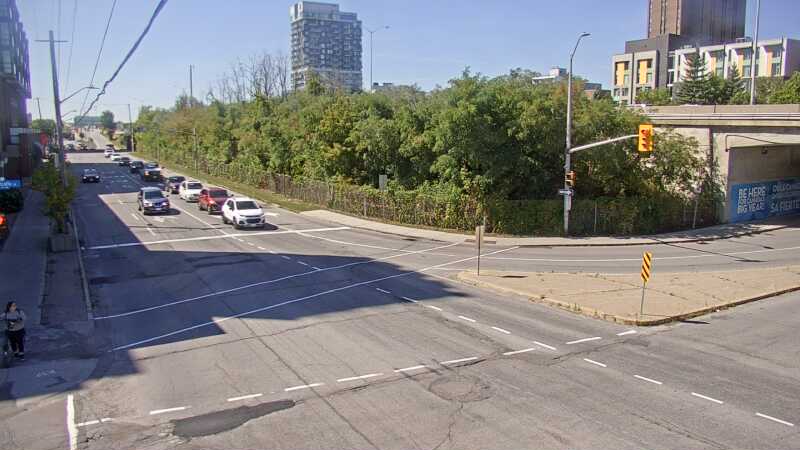 Traffic camera image at 2025-09-15 17:15:40