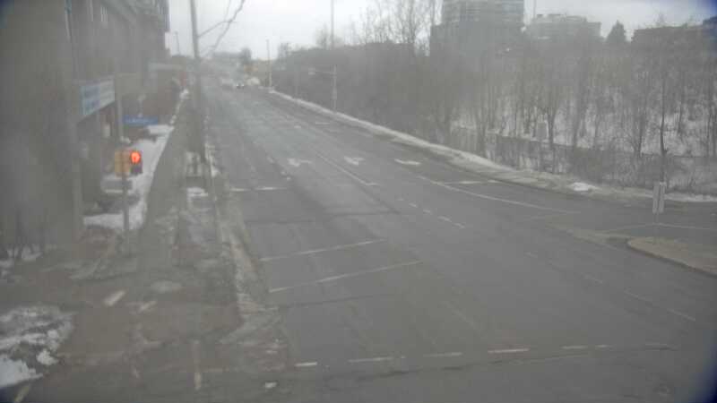 Traffic camera image at 2025-03-09 13:45:50