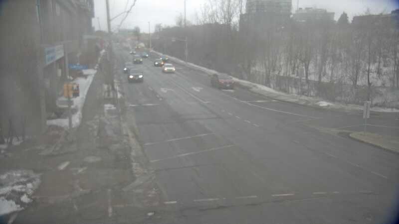 Traffic camera image at 2025-03-09 13:50:43