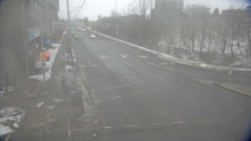 Traffic camera image at 2025-03-09 14:00:48