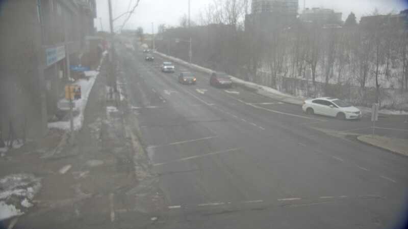 Traffic camera image at 2025-03-09 14:25:28