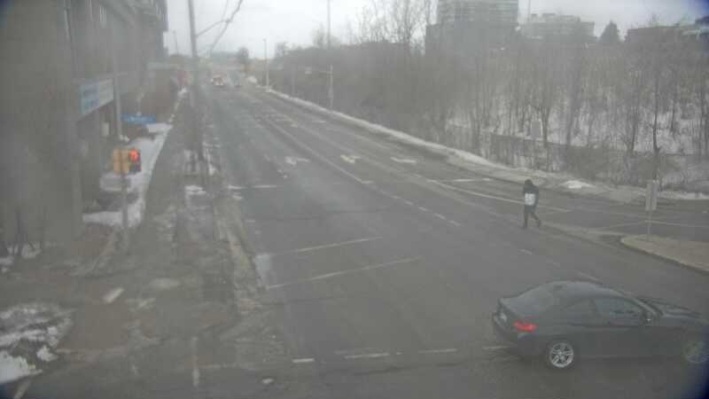 Traffic camera image at 2025-03-09 14:40:36