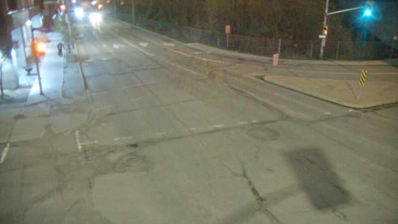 Traffic camera image at 2025-05-09 07:00:33