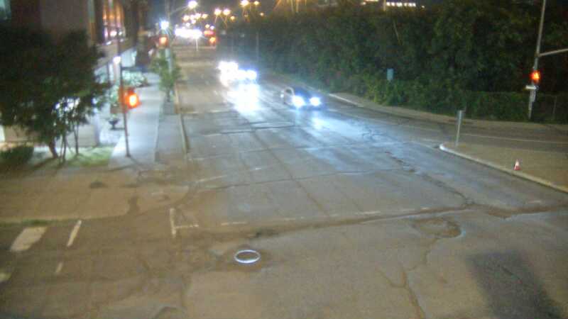 Traffic camera image at 2025-07-12 03:50:41