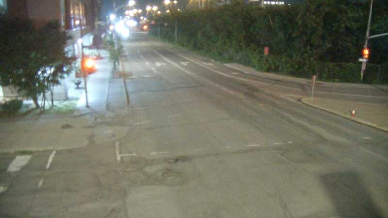 Traffic camera image at 2025-07-12 05:00:34