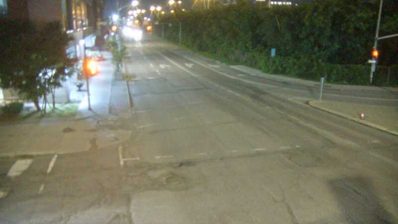 Traffic camera image at 2025-07-12 05:25:37