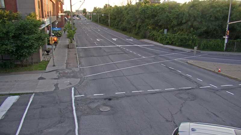 Traffic camera image at 2025-07-19 00:00:39