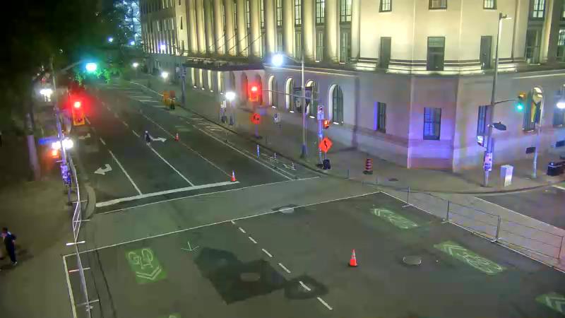 Traffic camera image at 2025-08-04 01:50:11
