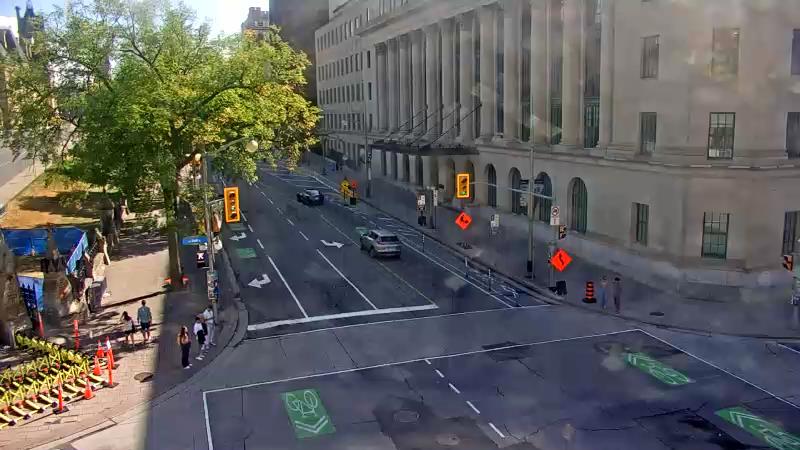 Traffic camera image at 2025-08-24 14:15:07