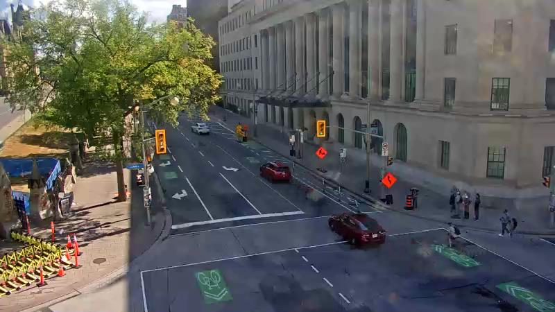 Traffic camera image at 2025-08-24 14:30:10