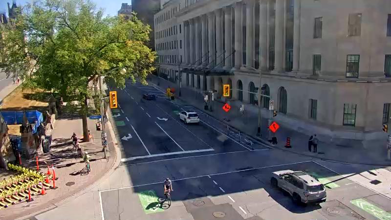 Traffic camera image at 2025-08-24 15:15:08