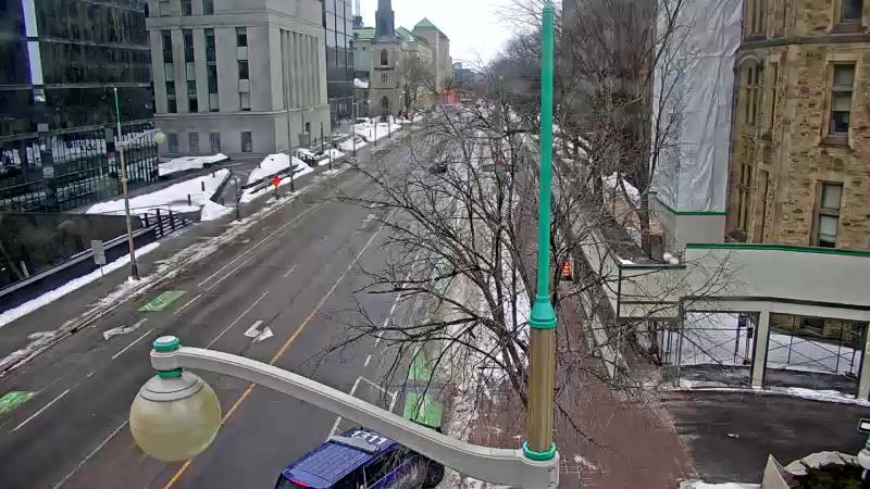 Traffic camera image at 2025-03-09 13:36:42