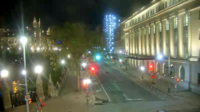 Traffic camera image at 2025-05-09 05:55:06