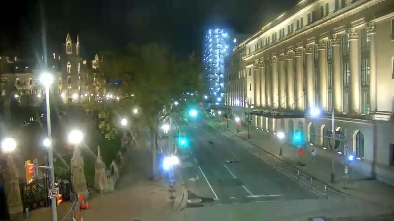 Traffic camera image at 2025-05-09 06:20:13
