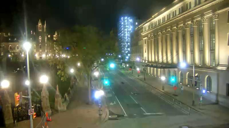 Traffic camera image at 2025-05-09 06:55:18