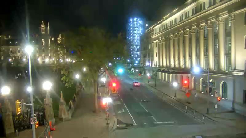 Traffic camera image at 2025-05-09 07:00:09