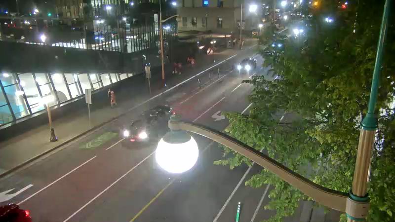 Traffic camera image at 2025-07-12 03:35:08