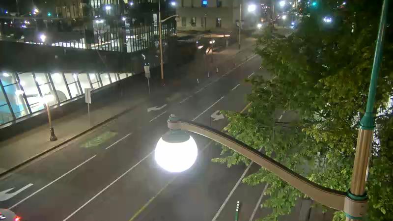 Traffic camera image at 2025-07-12 03:50:08