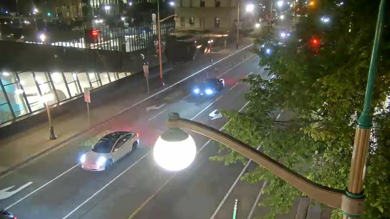 Traffic camera image at 2025-07-12 04:00:08