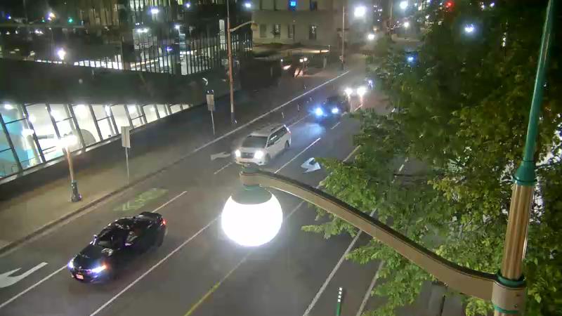 Traffic camera image at 2025-07-12 04:05:08