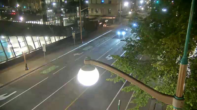 Traffic camera image at 2025-07-12 04:20:07