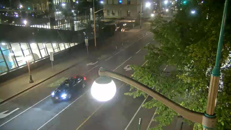 Traffic camera image at 2025-07-12 04:40:07