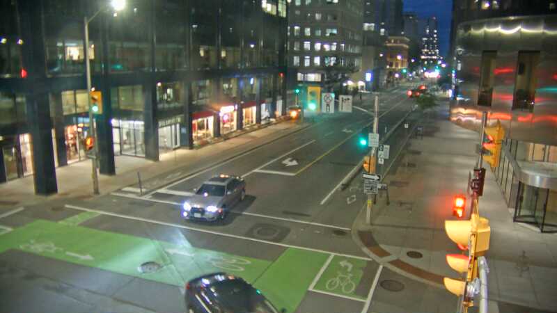 Traffic camera image at 2025-08-25 00:30:38
