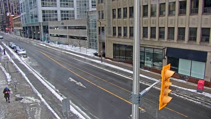 Traffic camera image at 2025-03-09 12:45:42