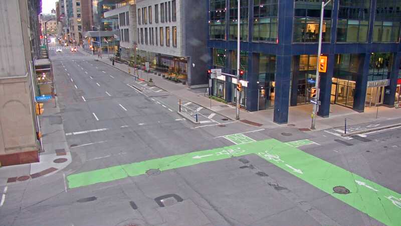 Traffic camera image at 2025-07-01 00:40:50