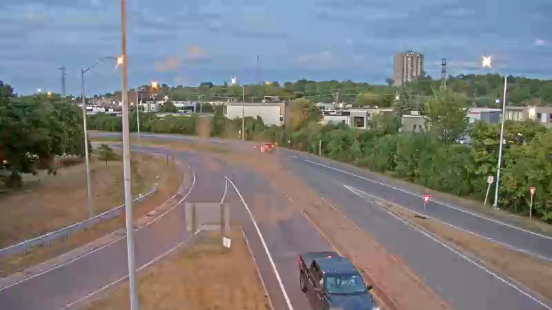 Traffic camera image at 2025-08-25 00:10:41