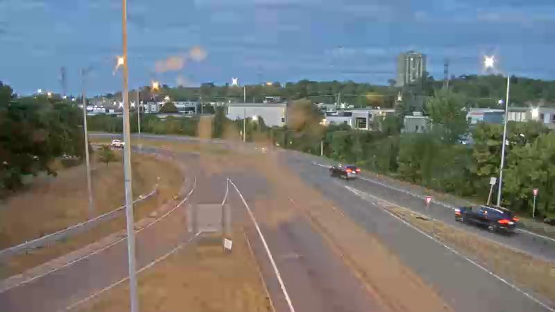 Traffic camera image at 2025-08-25 00:15:44