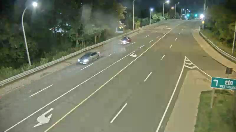Traffic camera image at 2025-09-06 01:10:56
