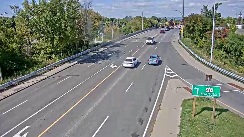 Traffic camera image at 2025-09-14 17:30:40