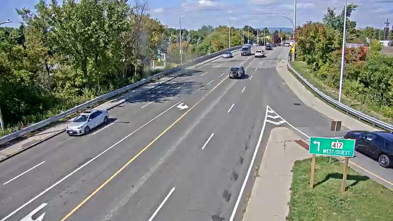 Traffic camera image at 2025-09-14 17:35:39